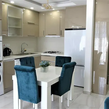 Aquamarine Luxury Apartment