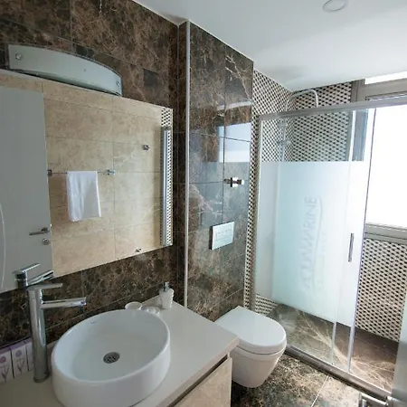 Aquamarine Luxury Apartment
